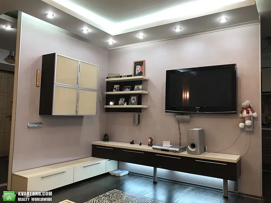 Sell 2-room apartment. Киев,  Сеноманский пер — photo 1