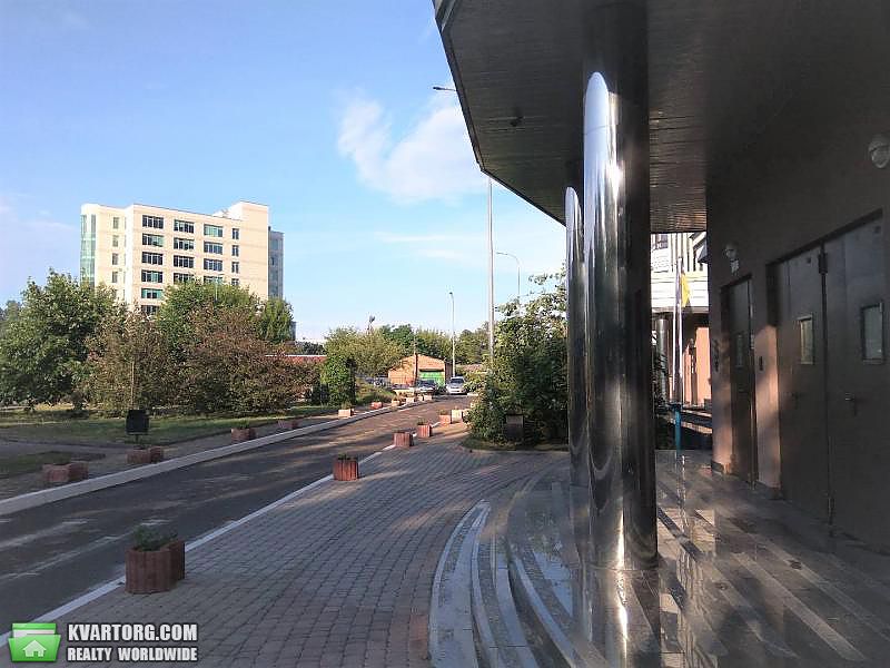 Sell 3-room apartment. Киев,  Дегтяревская — photo 9