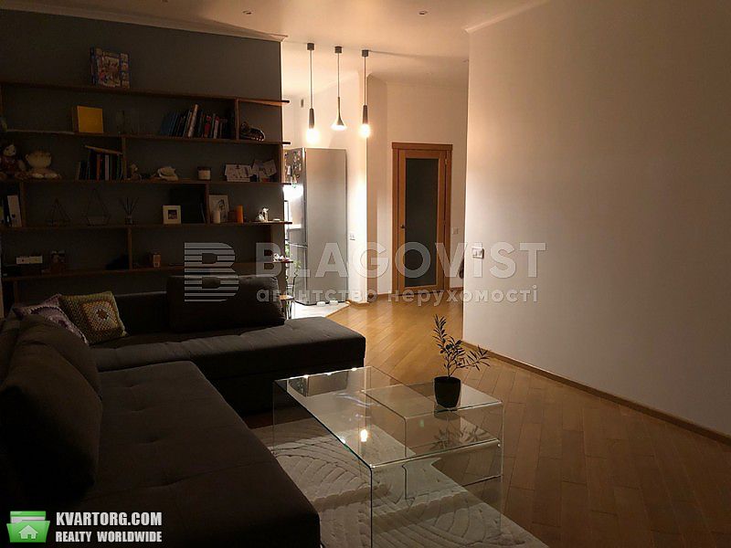 Rent out 2-room apartment. Киев,  Саперное поле — photo 2