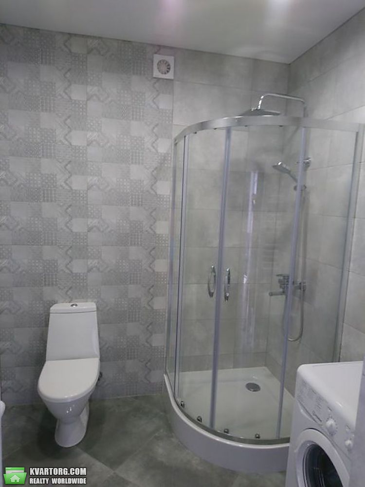 Rent out 1-room apartment. Львов, Струмок — photo 3