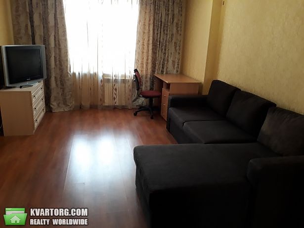 Rent out 2-room apartment. Киев,  Якуба Коласа — photo 2