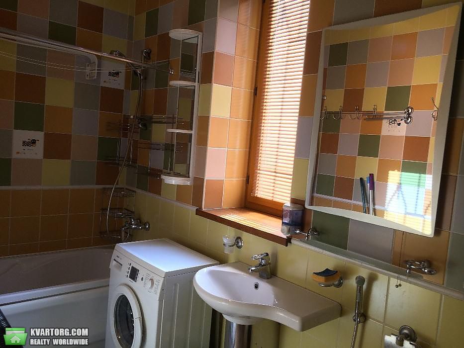 Rent out 2-room apartment. Киев,  Мазепы — photo 8