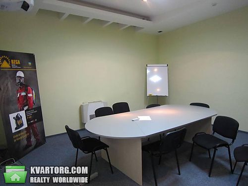 Rent out office. Киев, Жилянская — photo 4