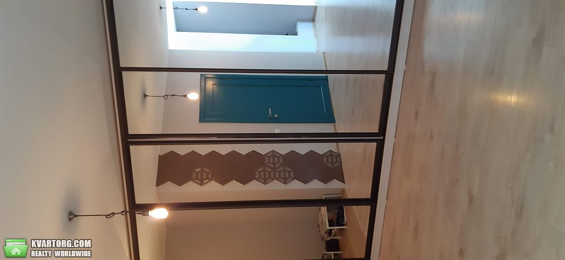 Sell 2-room apartment. Киев,  Рижская — photo 1