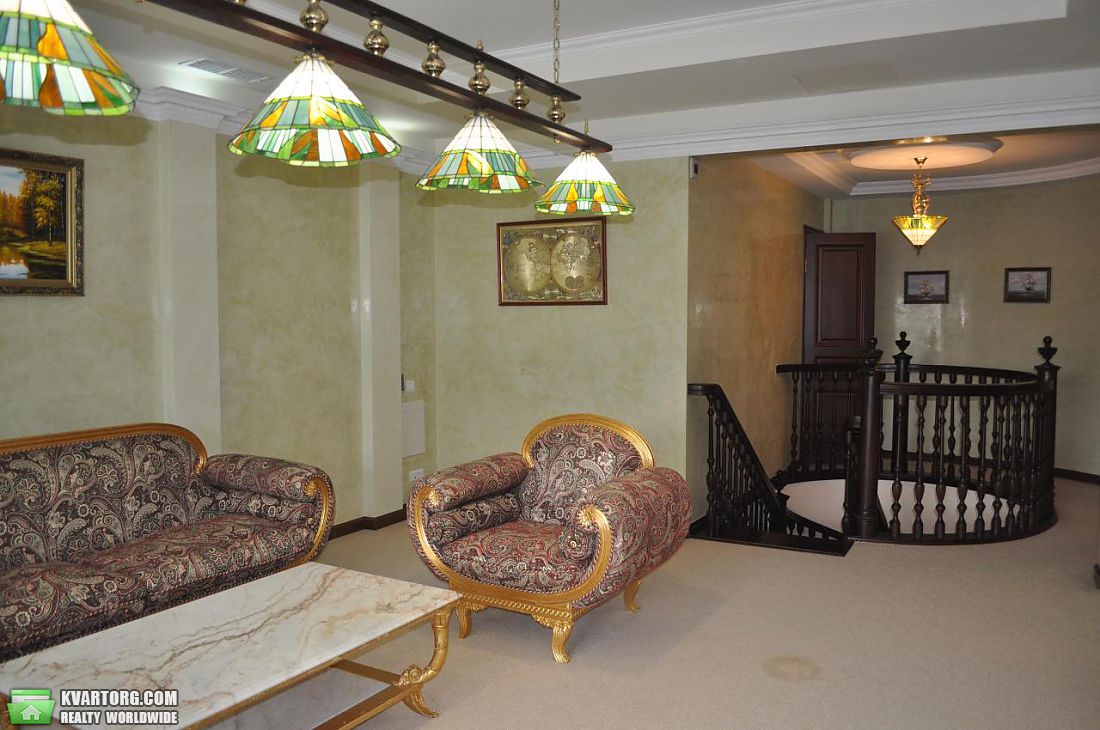 Rent out 4-room apartment. Киев,  Михайловская — photo 4