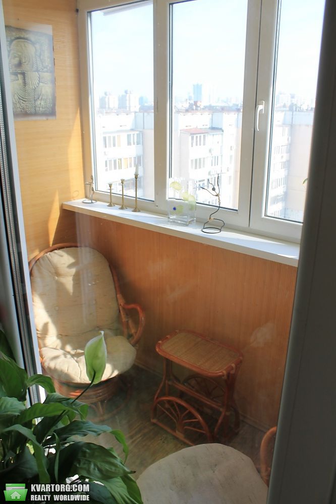 Sell 3-room apartment. Киев,  Курская — photo 8