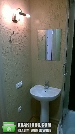 Rent out 1-room apartment. Киев,  Крейсера Авроры — photo 4