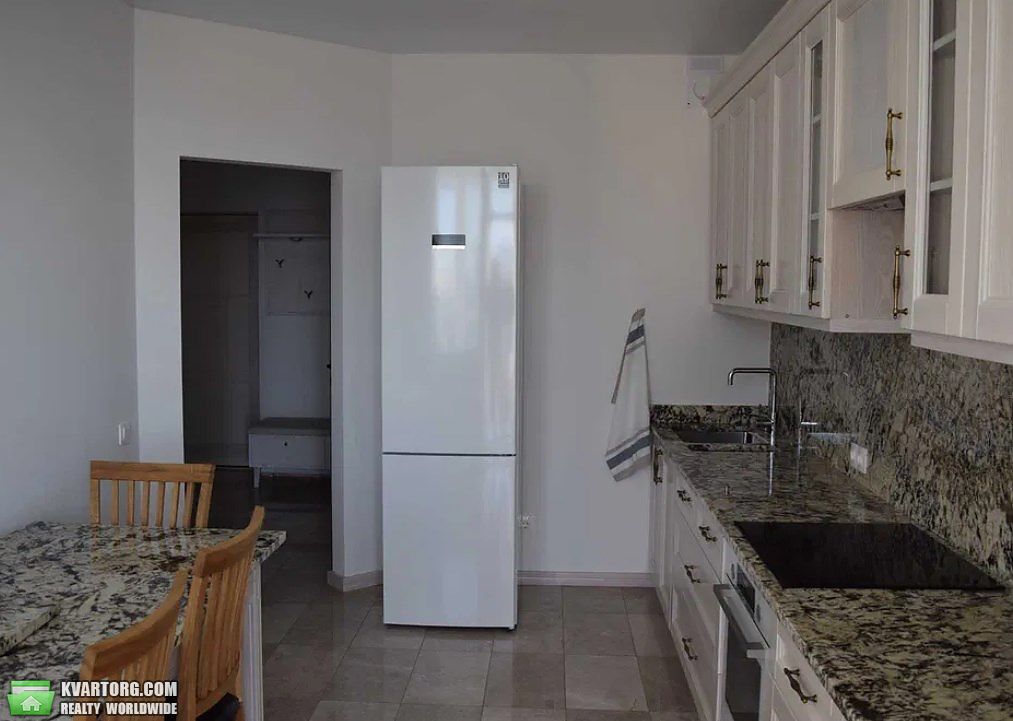 Rent out 1-room apartment. Киев,  Ясиноватский пер — photo 3