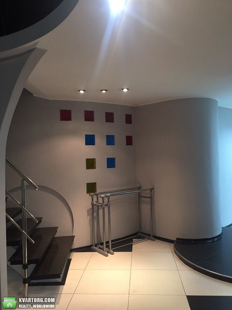 Rent out office. Киев,  Владимирская — photo 3