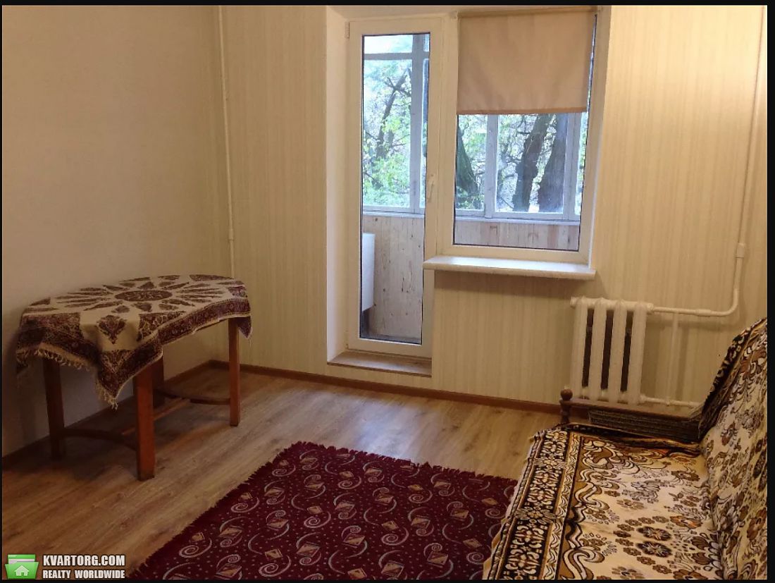 Rent out 3-room apartment. Киев, Бурмистенко — photo 8