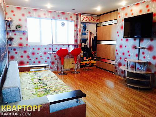 Rent out 1-room apartment. Киев, Вербицкого — photo 1