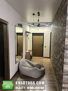 Rent out 3-room apartment. Киев, Практичная — photo 3