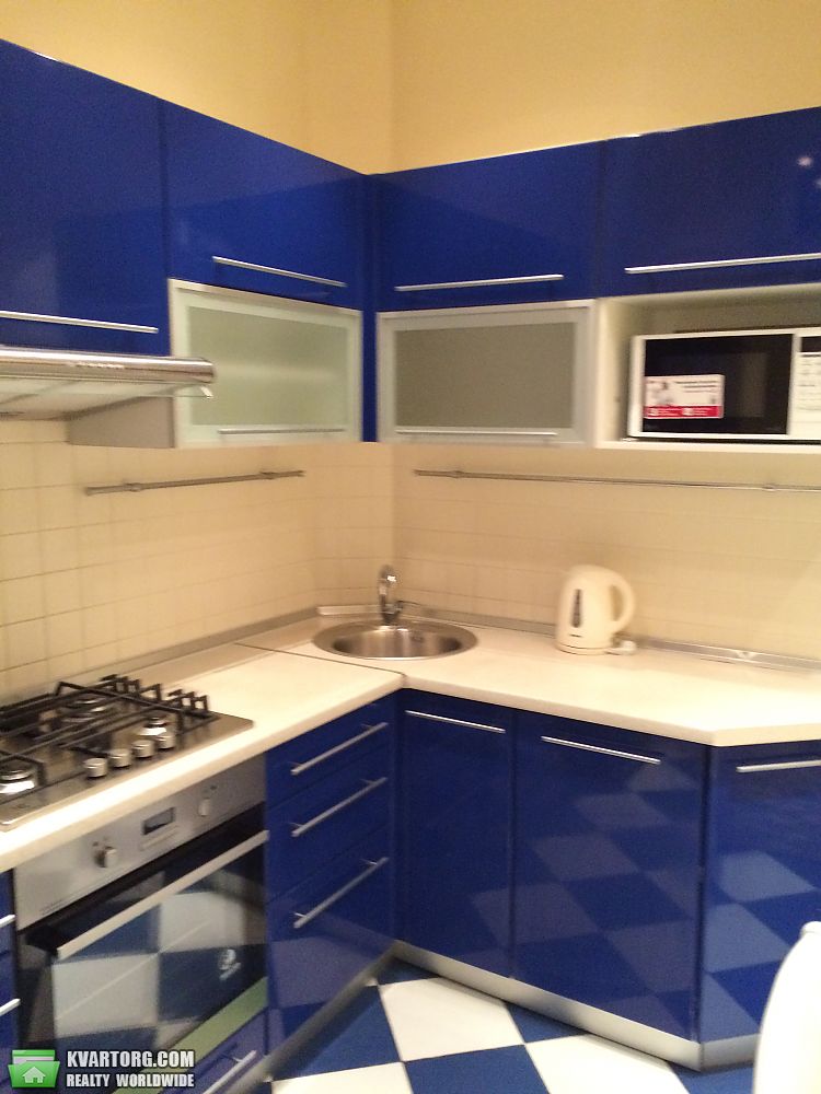 Rent out 3-room apartment. Киев,  Мельникова — photo 6