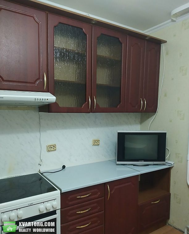 Rent out 3-room apartment. Киев,  Григоренко пр — photo 1