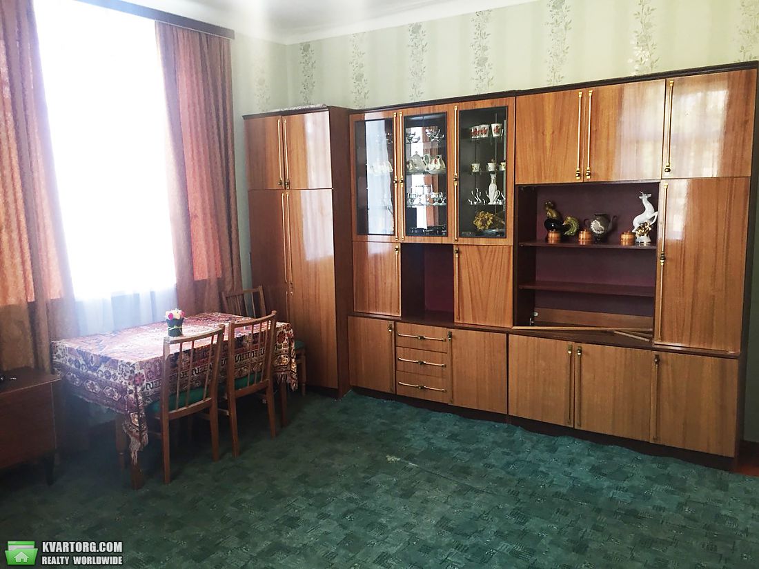Rent out 2-room apartment. Киев,  Столичное шоссе — photo 2