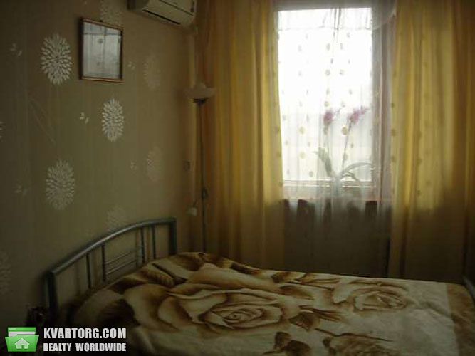 Rent out 2-room apartment. Киев,  Дмитриевская — photo 2