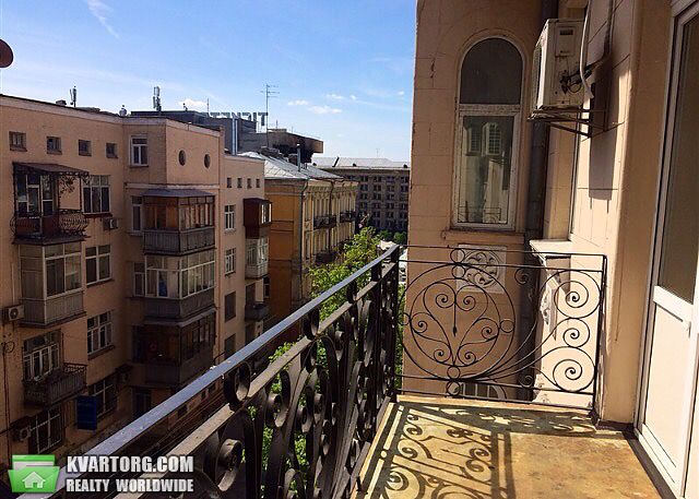 Sell 2-room apartment. Киев,  Костельная — photo 3