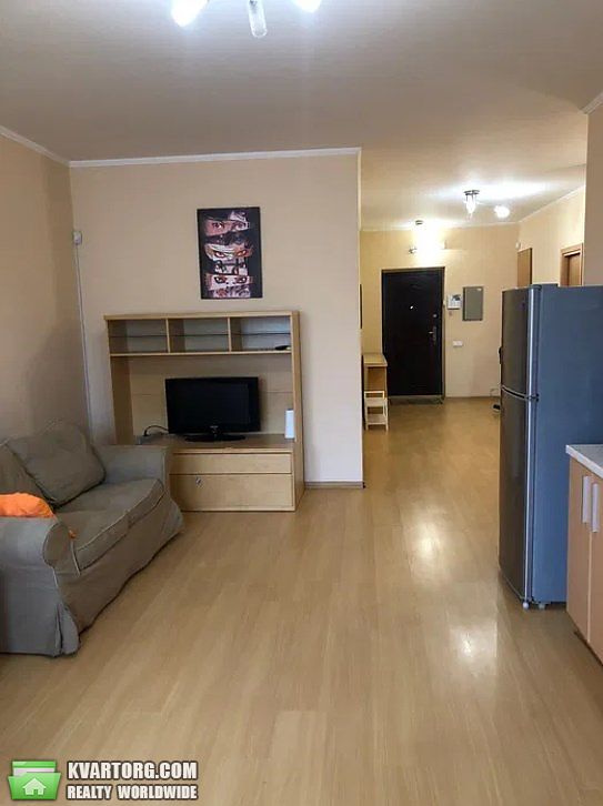 Rent out 2-room apartment. Киев,  Саперно-Слободская — photo 1