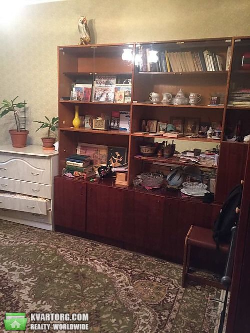 Sell 1-room apartment. Киев,  Ватутина пр — photo 2