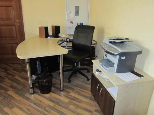 Rent out office. Киев, Бажана Николая просп. — photo 1