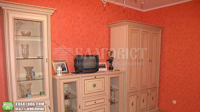 Rent out 1-room apartment. Киев,  Кондратюка — photo 1