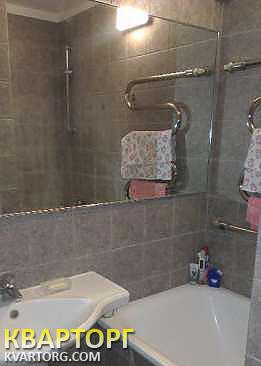 Rent out 2-room apartment. Киев, Приречная — photo 8