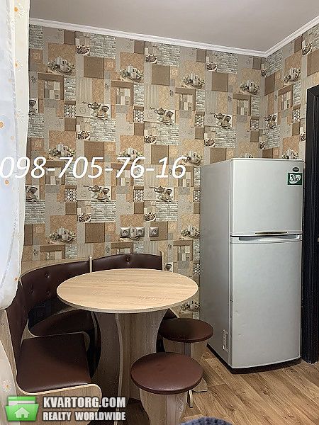 Rent out 1-room apartment. Киев, Печерский спуск — photo 6