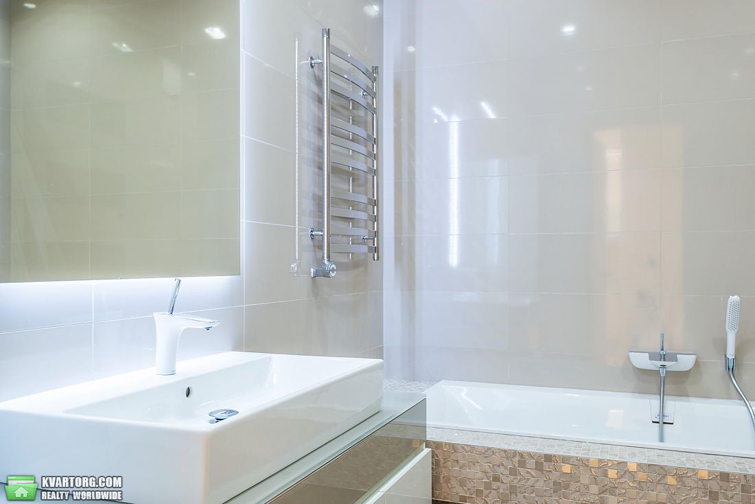 Sell 3-room apartment. Киев,  Богдана Хмельницкого — photo 7