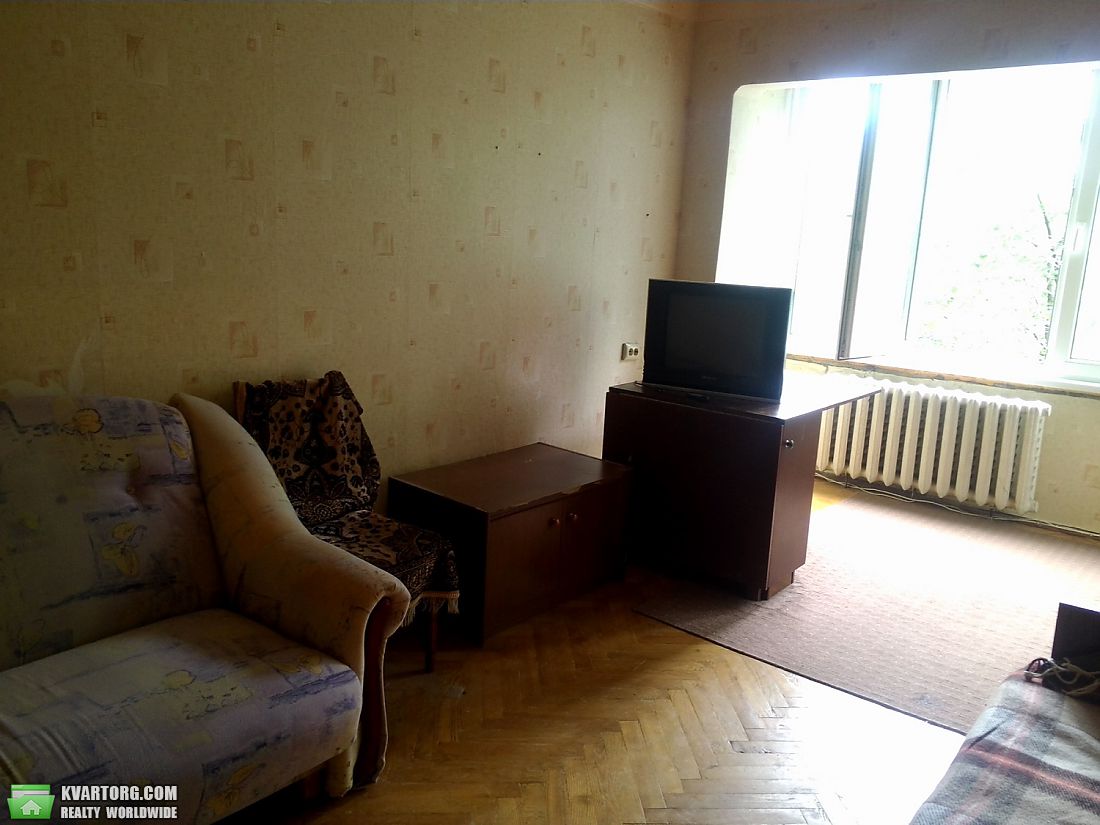 Sell 1-room apartment. Киев, проспект Отрадный — photo 1