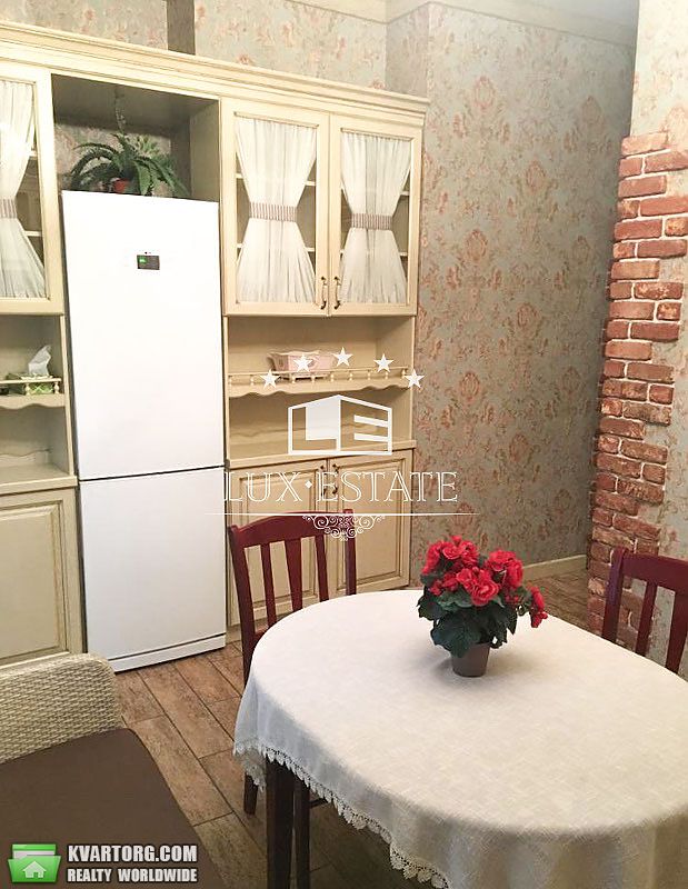 Rent out 2-room apartment. Киев,  Кудряшова — photo 2
