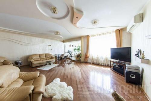 Sell 3-room apartment. Киев, Героев Сталинграда просп. — photo 2