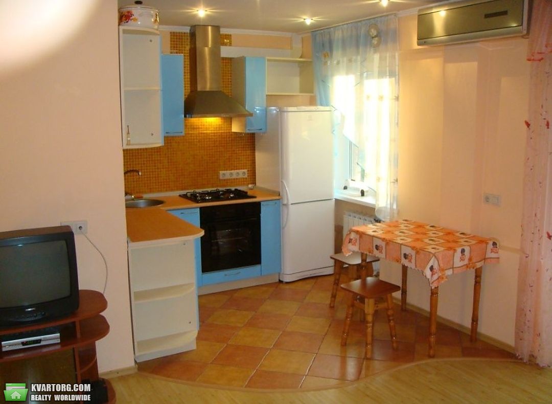 Rent out 1-room apartment. Киев,  Барбюса — photo 6