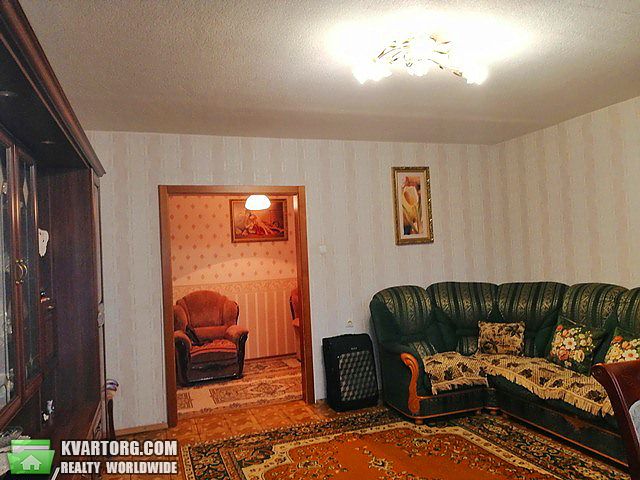 Rent out 3-room apartment. Киев, Декабристов — photo 3