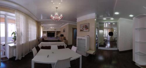 Sell 3-room apartment. Одесса, Книжный переулок — photo 1