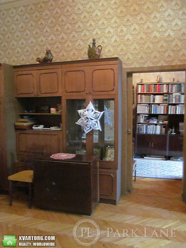 Sell 2-room apartment. Киев,  Жилянская — photo 3
