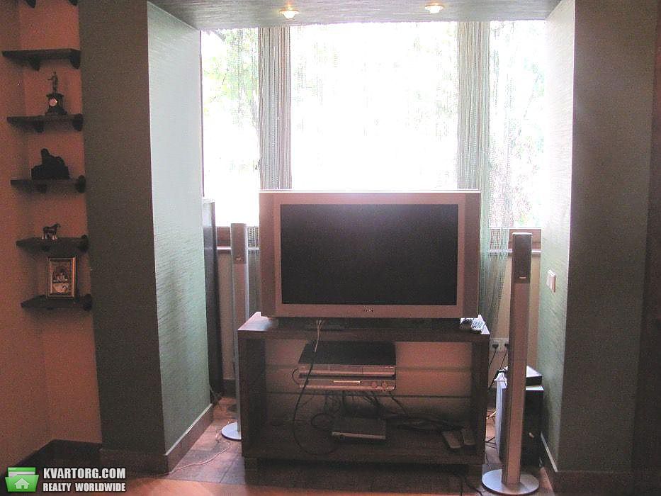 Rent out 3-room apartment. Киев,  Арсенальная — photo 2