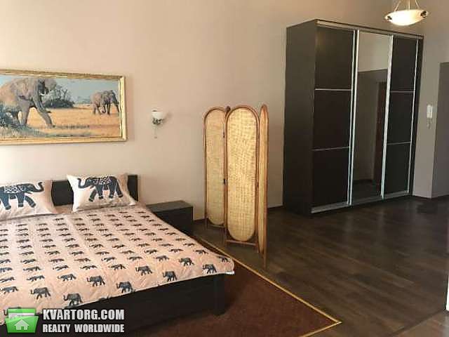 Rent out 1-room apartment. Киев,  Лютеранская — photo 2