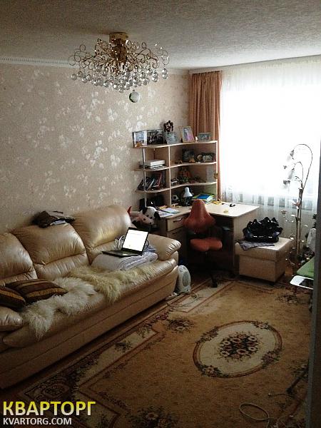 Rent out 3-room apartment. Киев,  Шамрыло — photo 9