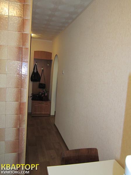 Sell 2-room apartment. Киев,  Лесной пр — photo 4