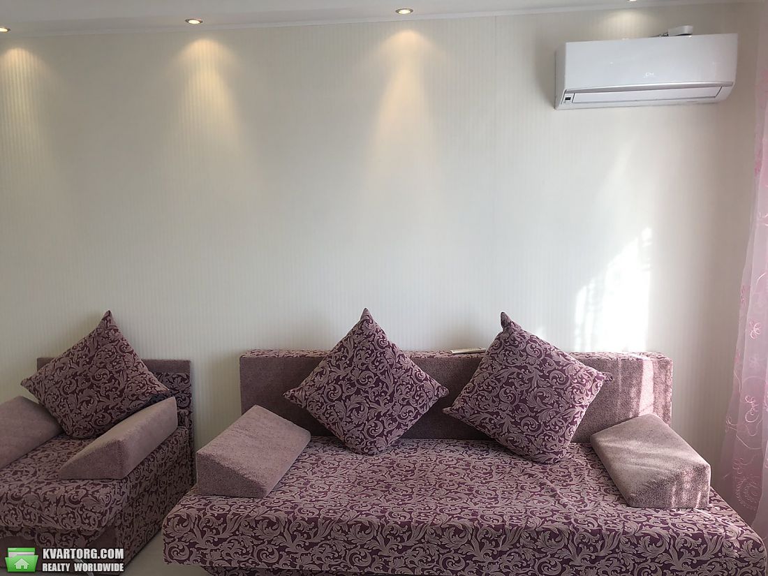 Rent out 1-room apartment. Киев,  Закревского — photo 4
