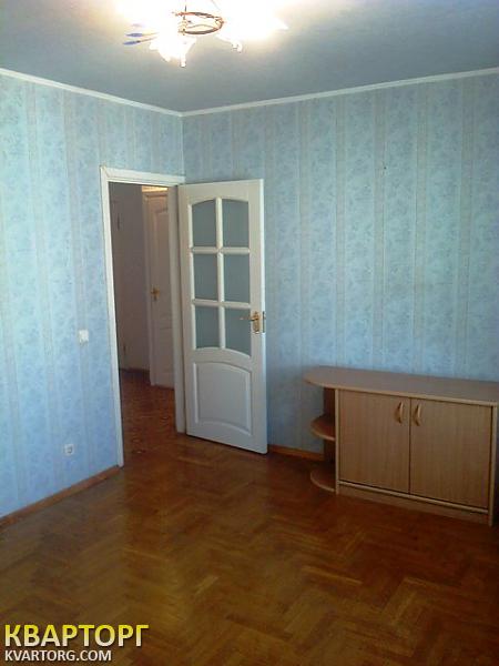Rent out 3-room apartment. Киев,  Пражская — photo 4