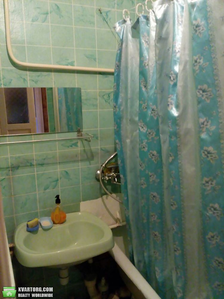 Rent out 2-room apartment. Киев,  Осиповского — photo 4