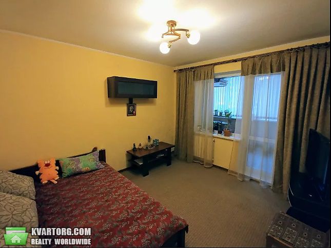 Sell 2-room apartment. Киев,  Радужная — photo 2