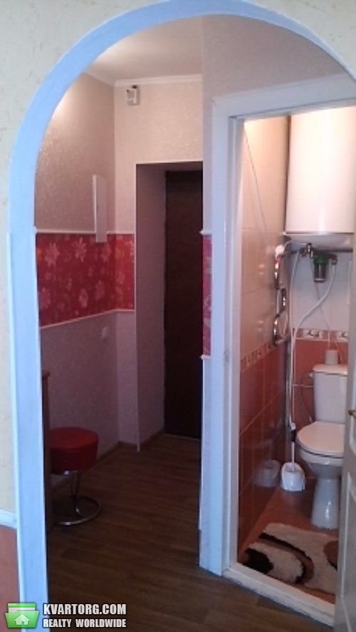 Sell 2-room apartment. Киев,  Салютная — photo 9
