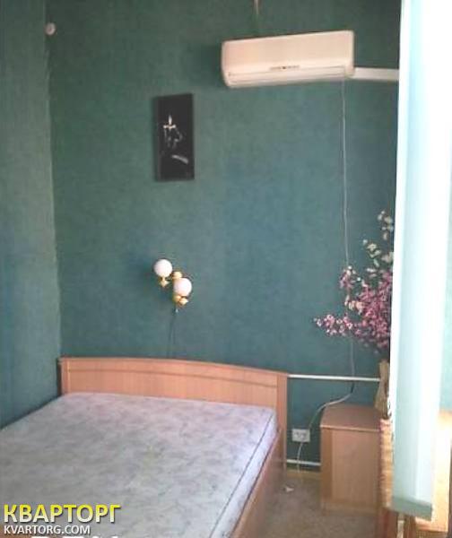 Rent out 2-room apartment. Киев,  Юрковская — photo 5