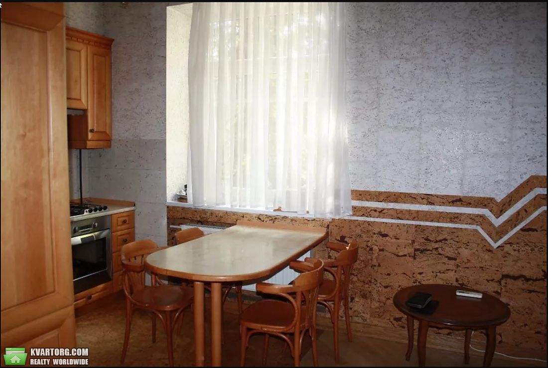Rent out 2-room apartment. Киев,  Московская — photo 4