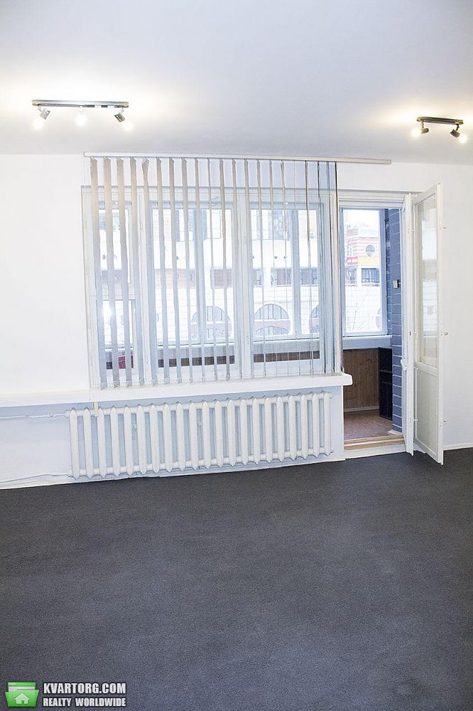 Sell 3-room apartment. Киев,  Старонаводницкая — photo 1