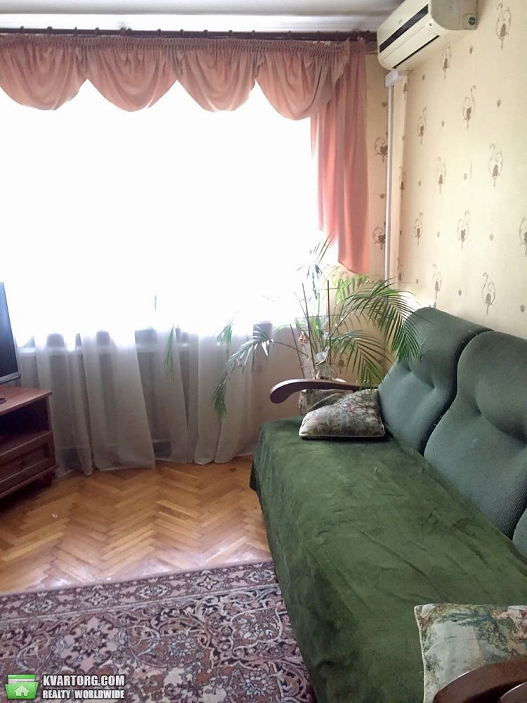 Rent out 4-room apartment. Киев,  Кудряшова — photo 1