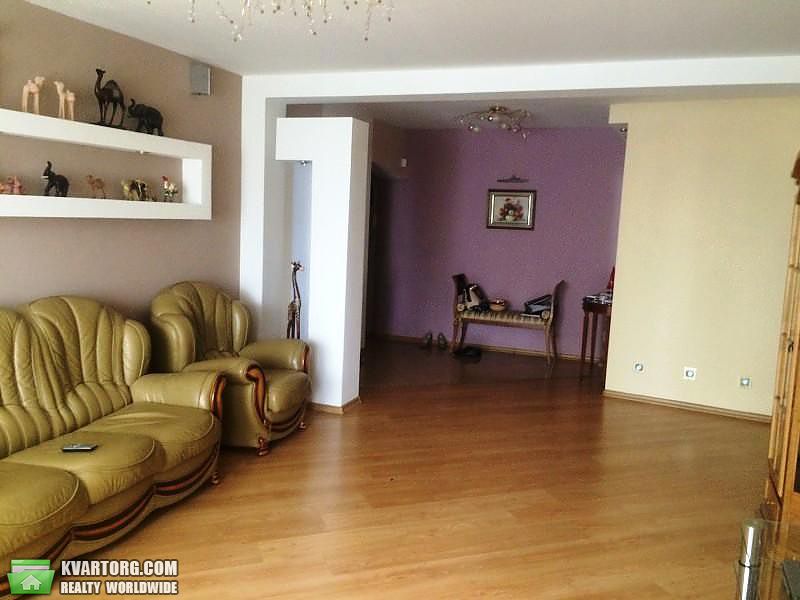 Rent out 3-room apartment. Киев,  Чаадаева — photo 1