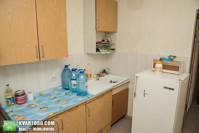 Rent out 2-room apartment. Киев,  Радченко — photo 1